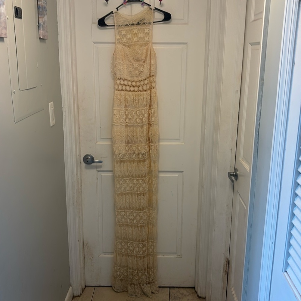 Elegant Yellow Lace Maxi Dress